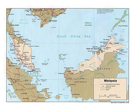 countries that border malaysia